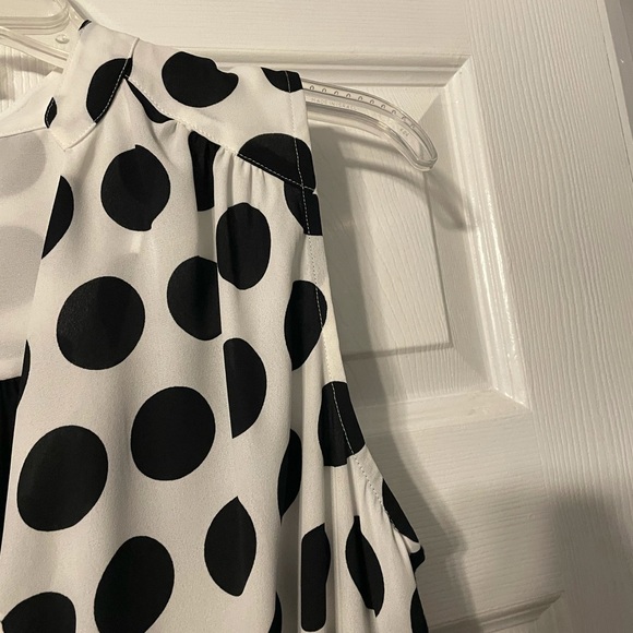 INC sleeveless polka dot blouse - Picture 4 of 7